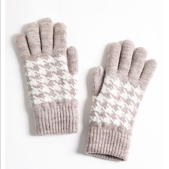 Classic Houndstooth Chenille Lined Gloves - Picture 1 of 2